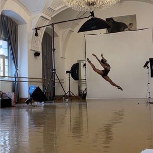 Meet your Posher, Monet